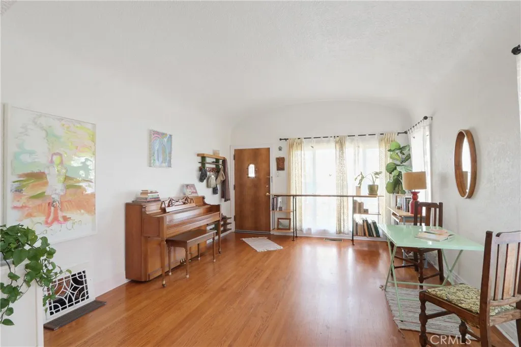 Additional image 6 of 1055 W 17th St, San Pedro, CA 90731