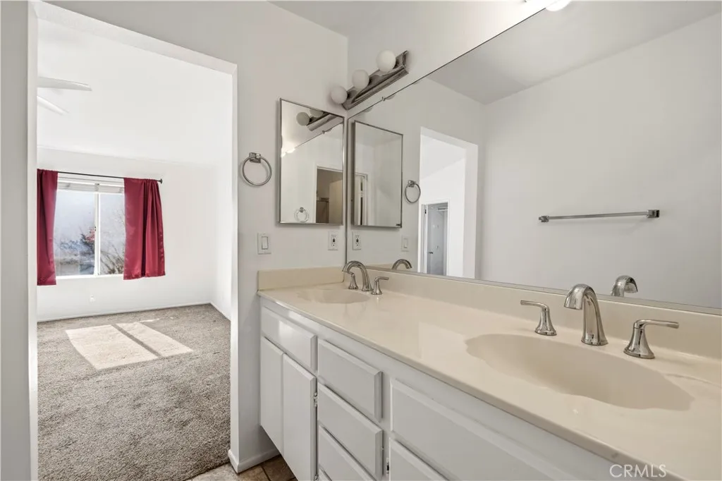 Additional image 58 of 22713 Copper Hill Dr Unit 44, Saugus, CA 91350