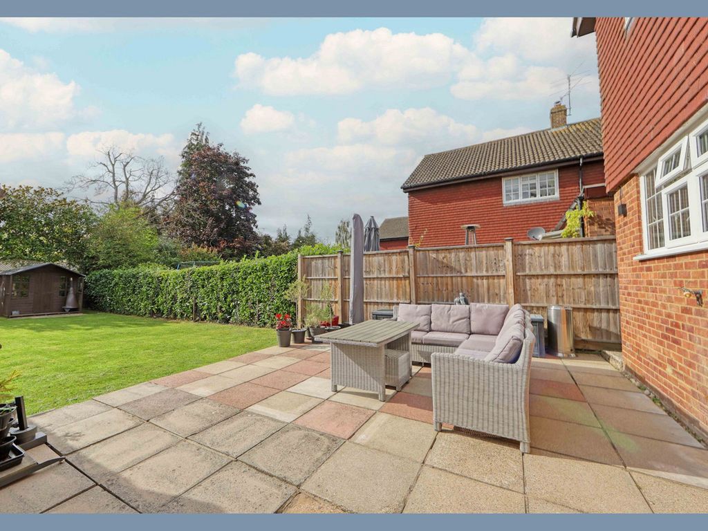 Additional image 18 of 4 bed detached house for saleThames Close, Bourne End SL8