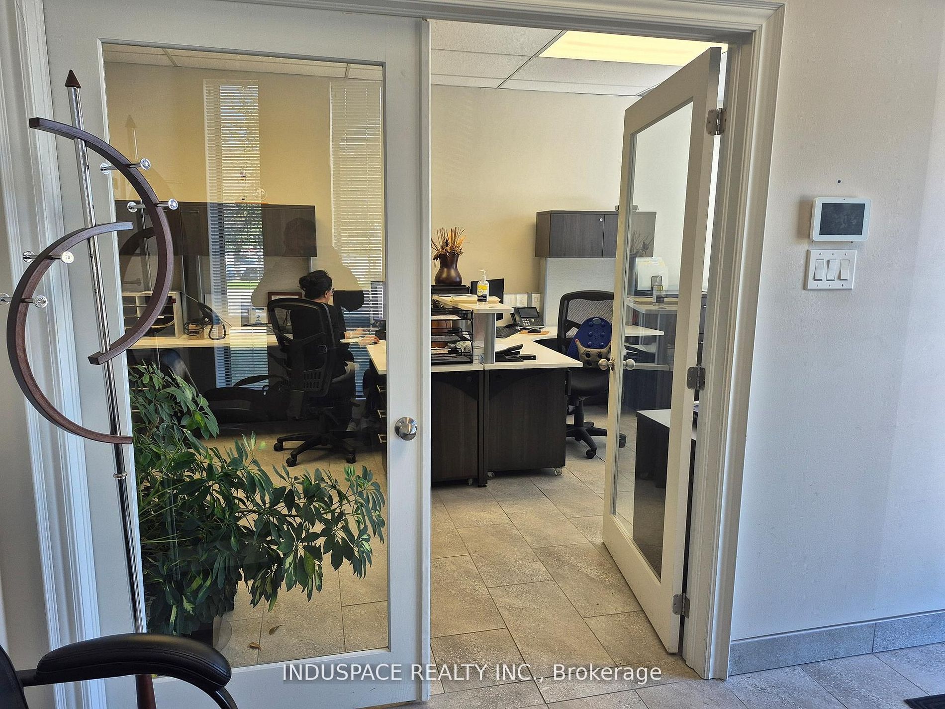 Additional image 5 of #1-1080 Tristar Drive, Mississauga, ON, L5T 1P1