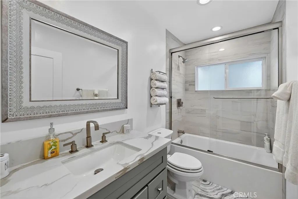 Additional image 74 of 1029 Keniston Avenue, Los Angeles, CA 90019