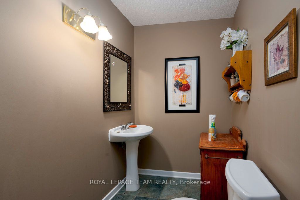 Additional image 6 of 422 Donald B Munro Drive, Ottawa, ON, K0A 1L0