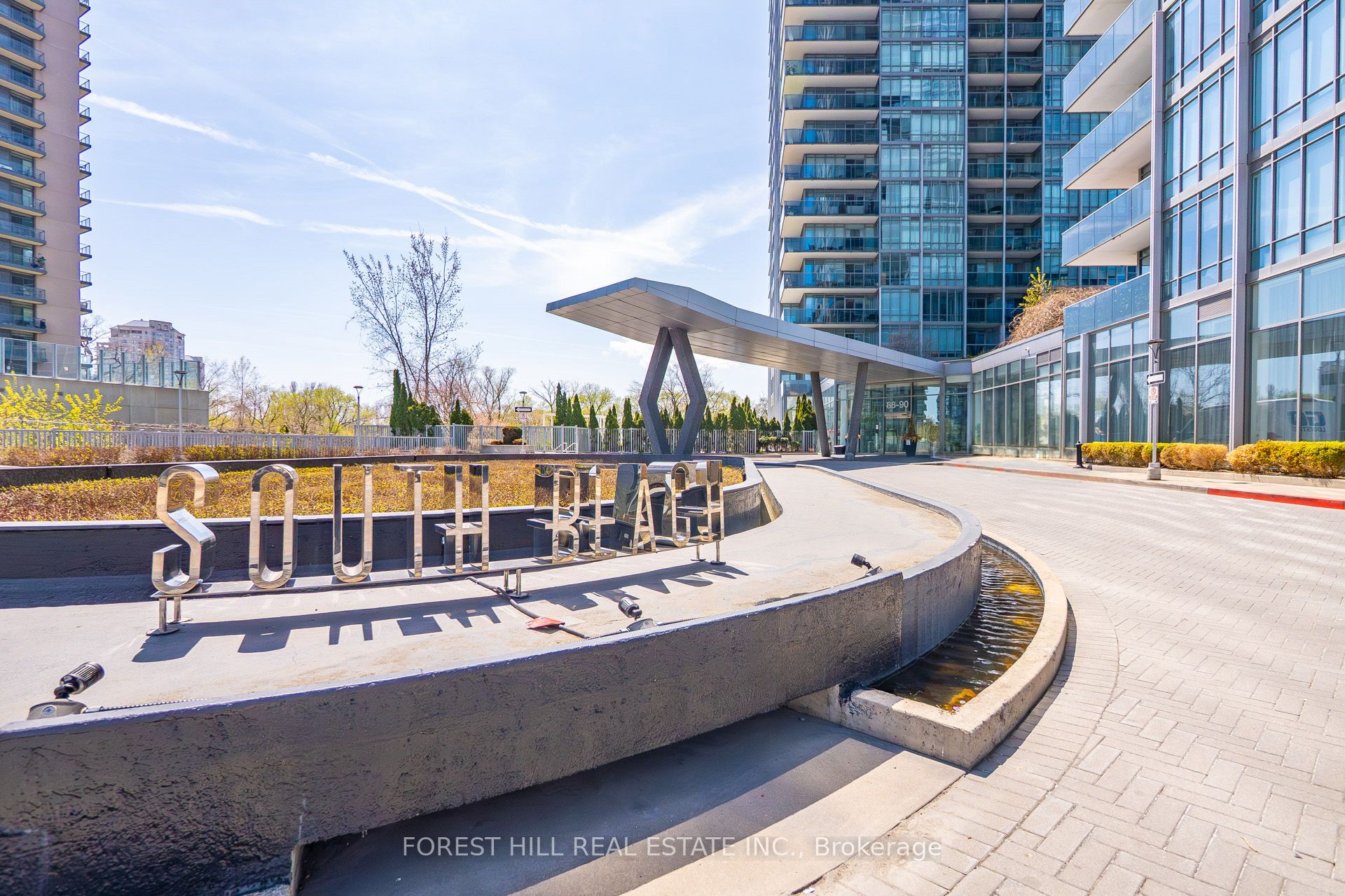 Additional image 2 of 509-88 Park Lawn Road, Toronto, ON, M8Y 0B5