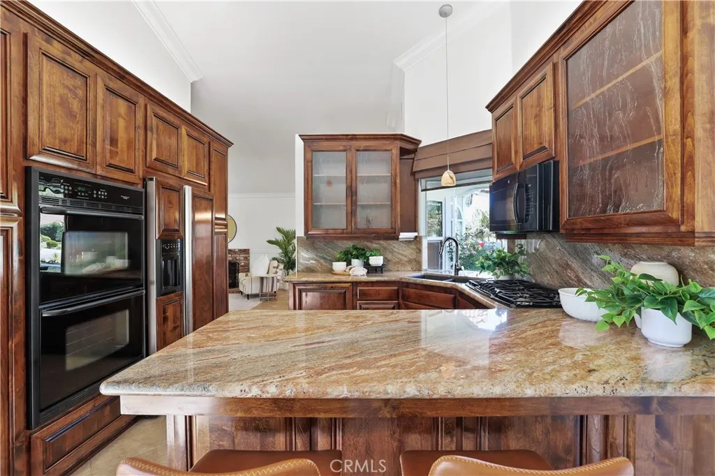 Additional image 20 of 270 S Raspberry Ln, Anaheim Hills, CA 92808