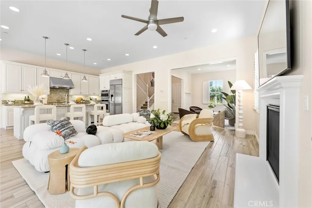 Additional image 25 of 51 Stanza, Irvine, CA 92620