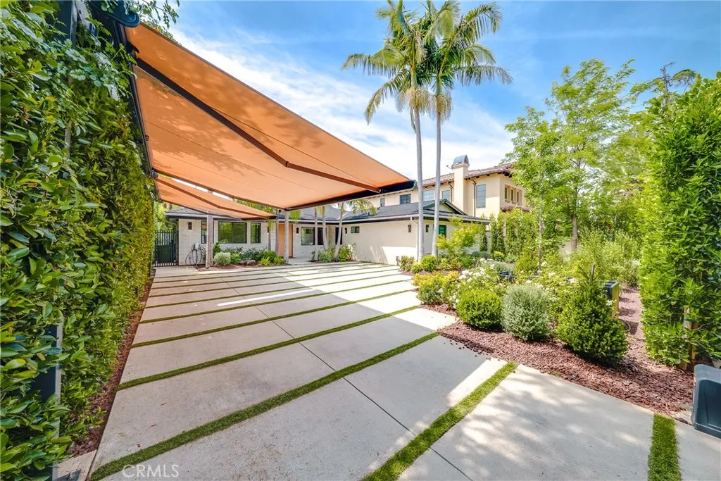 13946 Chandler Blvd, Sherman Oaks, CA 91401 photo 4