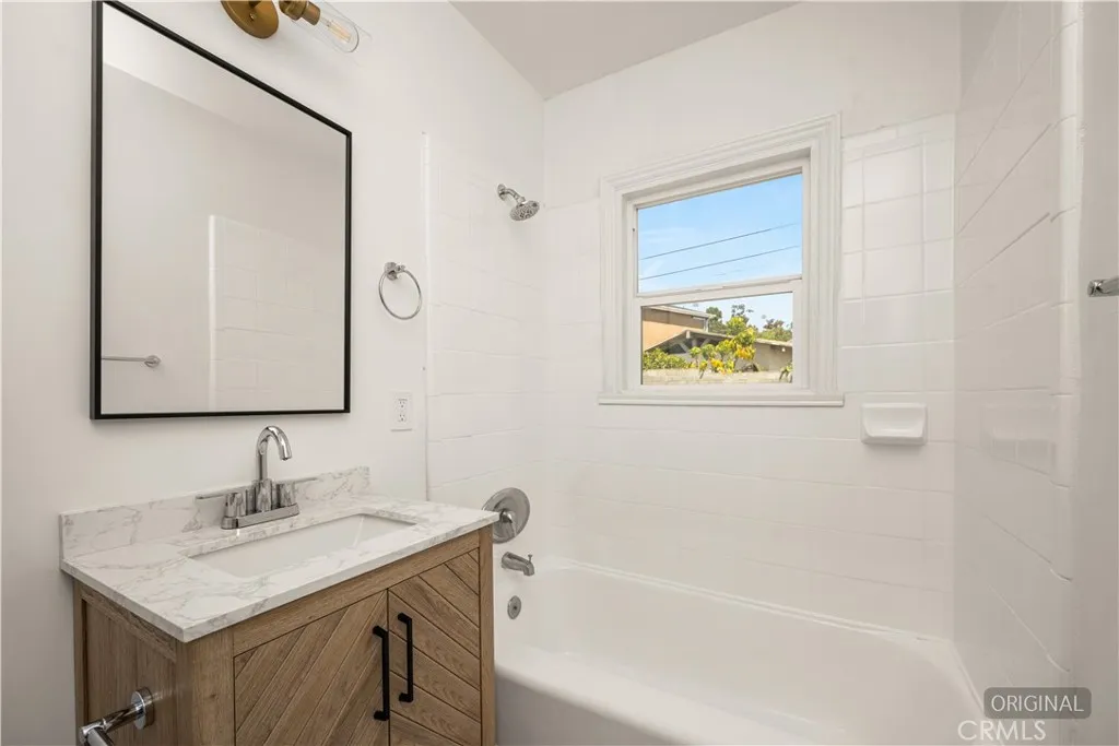 Additional image 19 of 2048 N Hicks Ave, Los Angeles, CA 90032