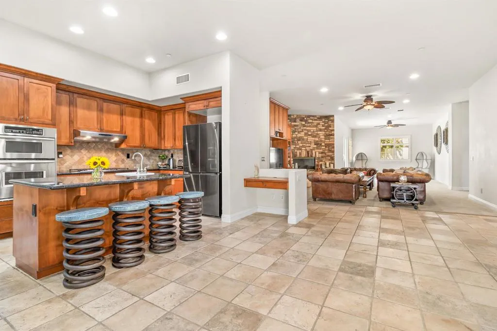 Additional image 46 of 1546 Oak Ave, Carlsbad, CA 92008