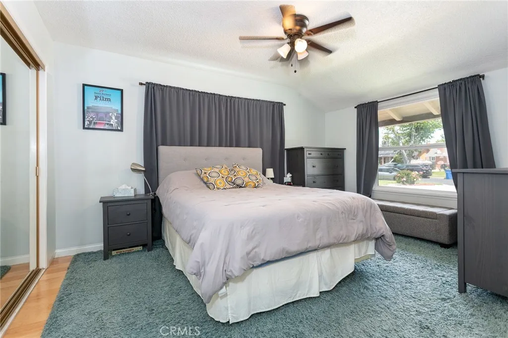 Additional image 13 of 21000 Elkwood St, Canoga Park, CA 91304