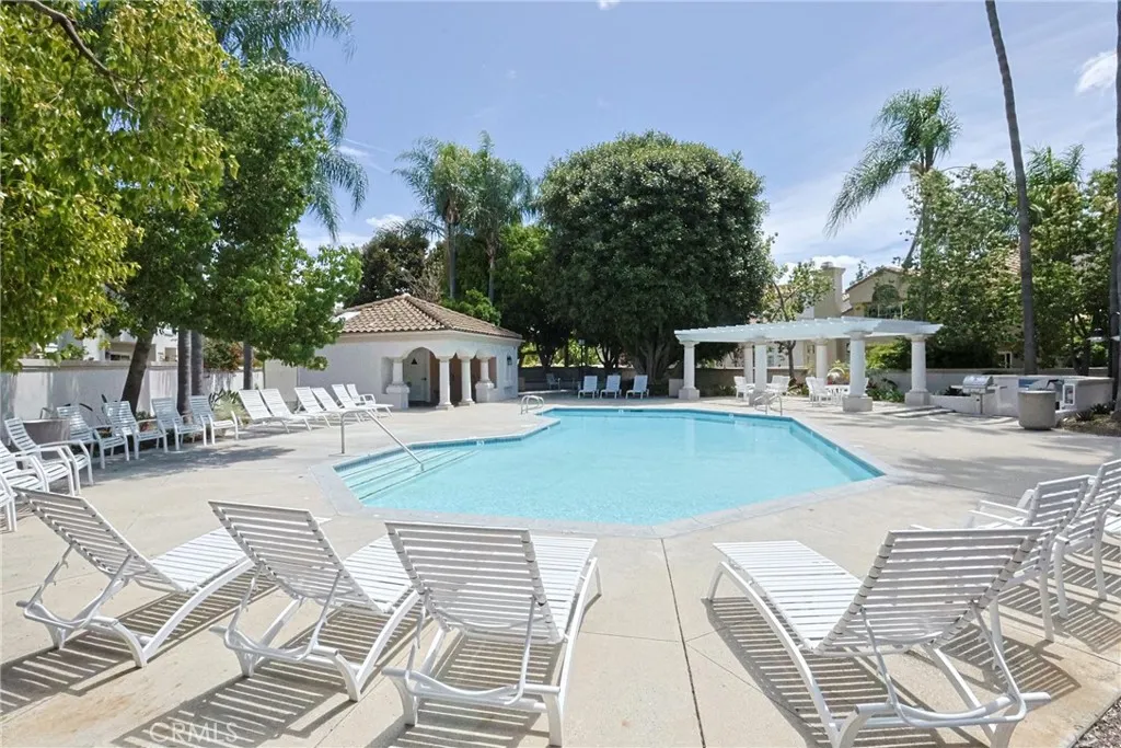 120 Agostino, Irvine, CA 92614