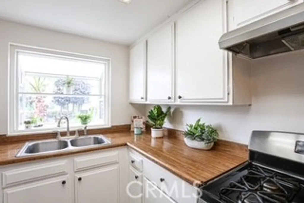 Additional image 13 of 1671 E Kingsley Ave Unit B, Pomona, CA 91767