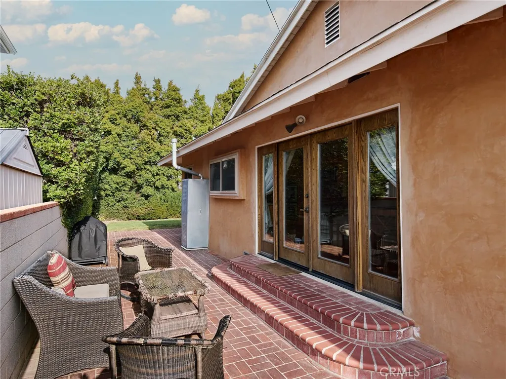 Additional image 28 of 864 Maryland St, El Segundo, CA 90245