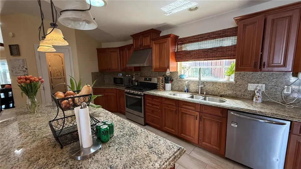 Additional image 87 of 1825 Circle Court, La Verne, CA 91750