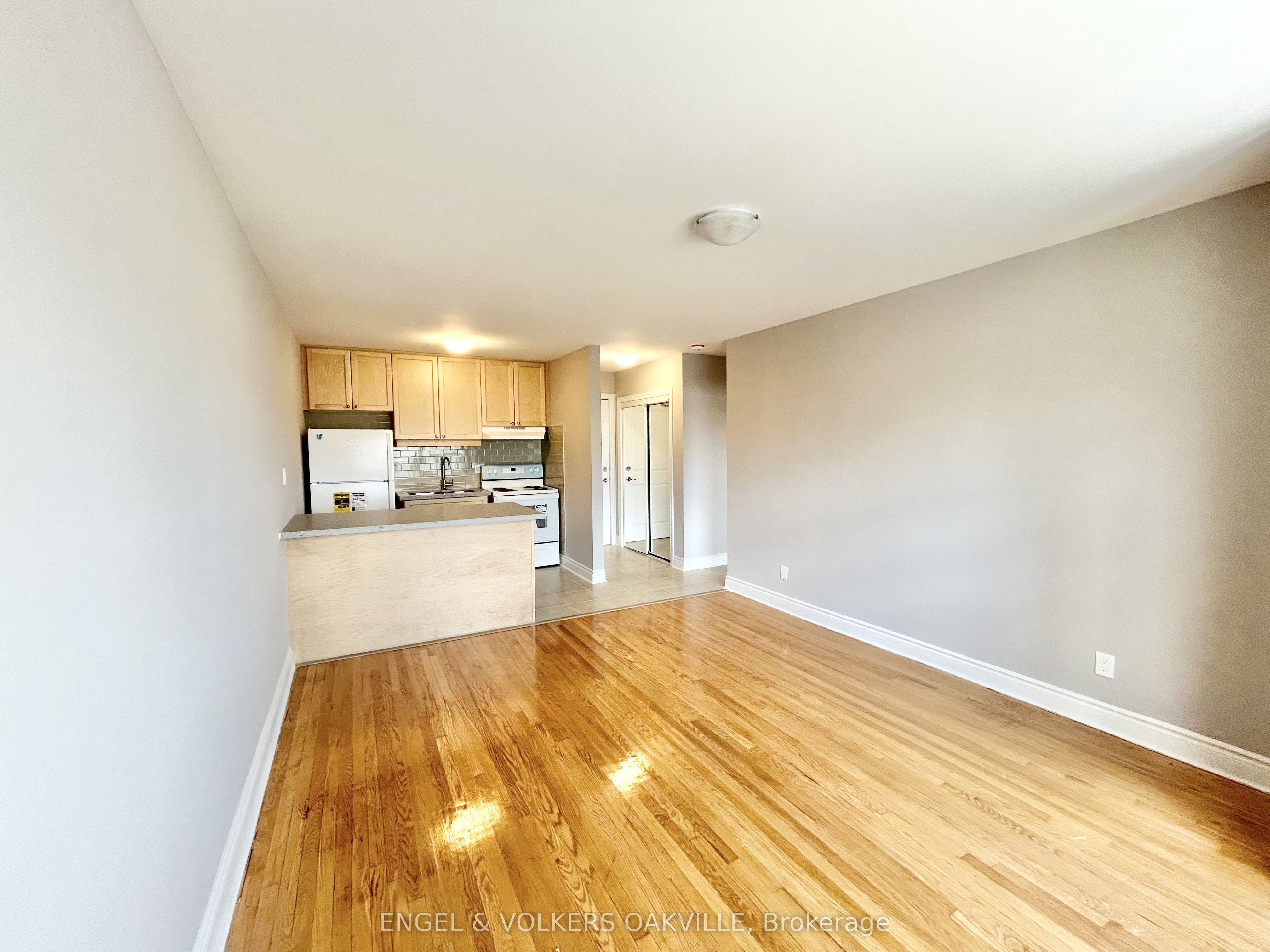 Additional image 2 of 10-80 Twenty Fifth Street, Toronto, ON, M8V 3P9