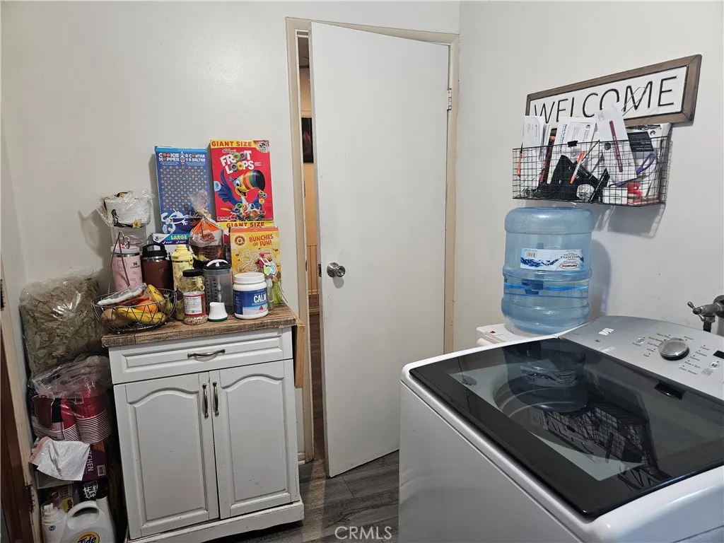 Additional image 77 of 537 E 3rd St, Rialto, CA 92376