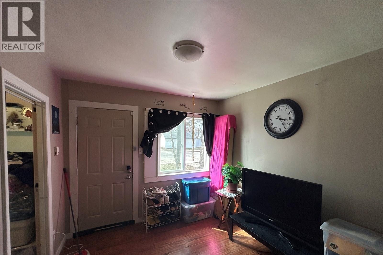 Additional image 8 of 1112 N Avenue S, Saskatoon, SK, S7M2P8