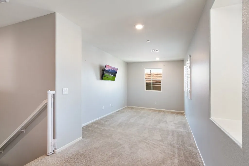 Additional image 19 of 4983 Oak Moss Ave, Fontana, CA 92336