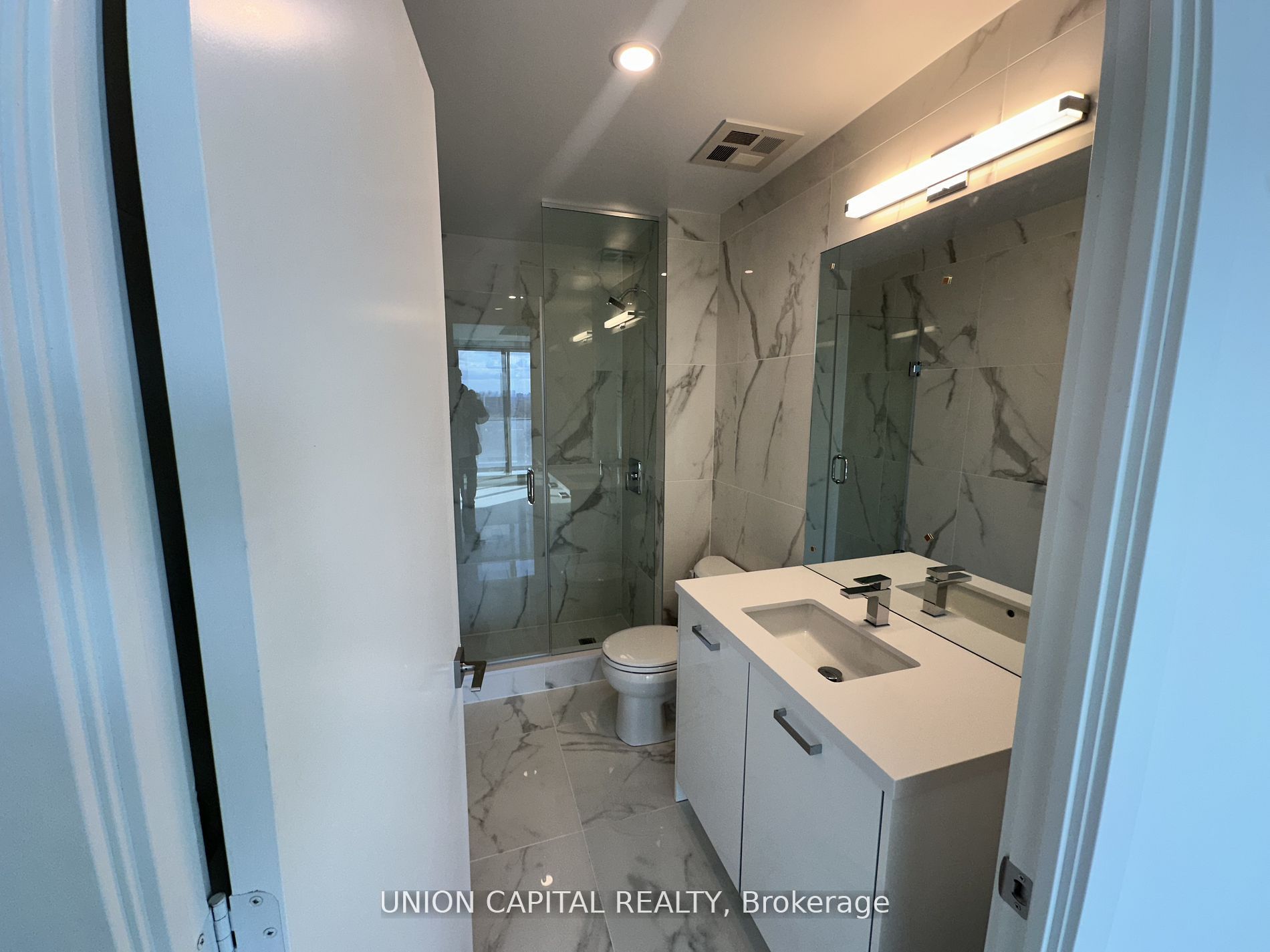Additional image 4 of 1411-195 Mccaul Street, Toronto, ON, M5T 1W6