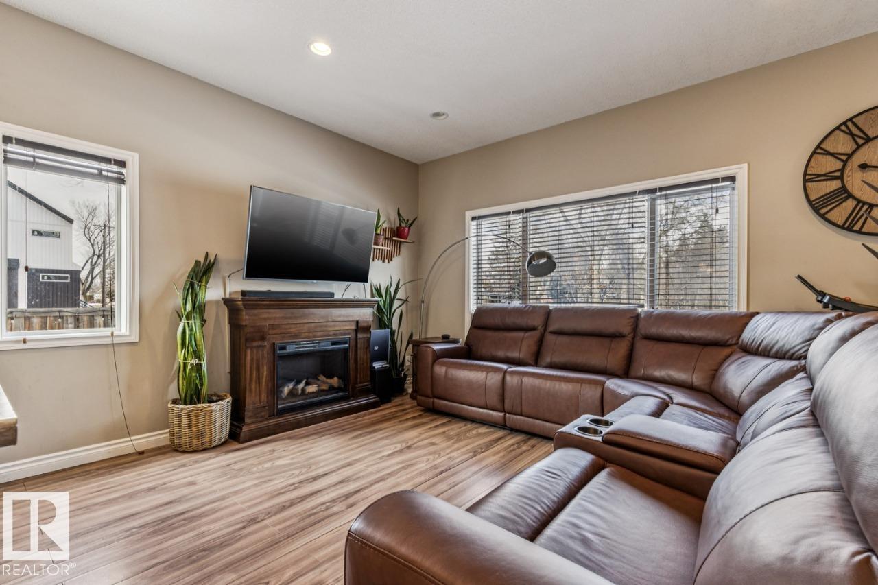Additional image 3 of 12513 120 Avenue NW, Edmonton, AB, T5L2P8