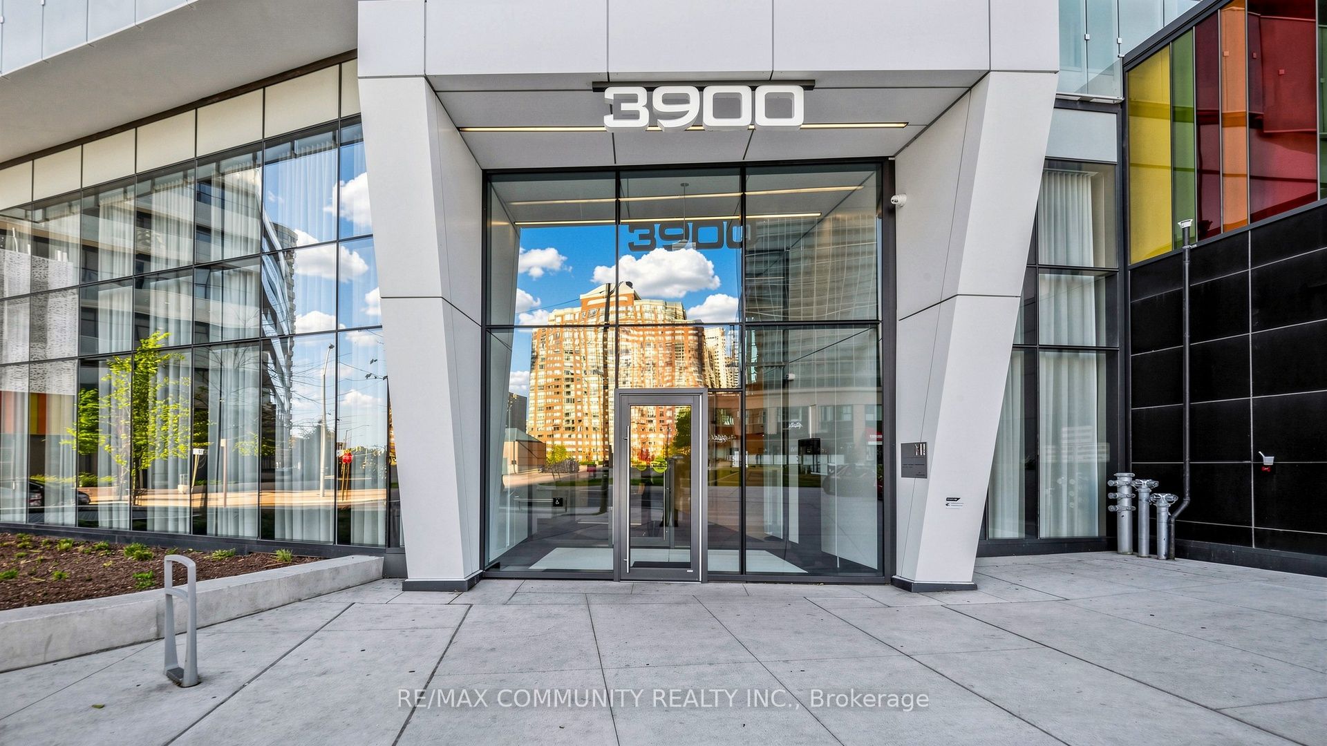 Additional image 3 of 604-3900 Confederation Parkway, Mississauga, ON, L5B 0M3
