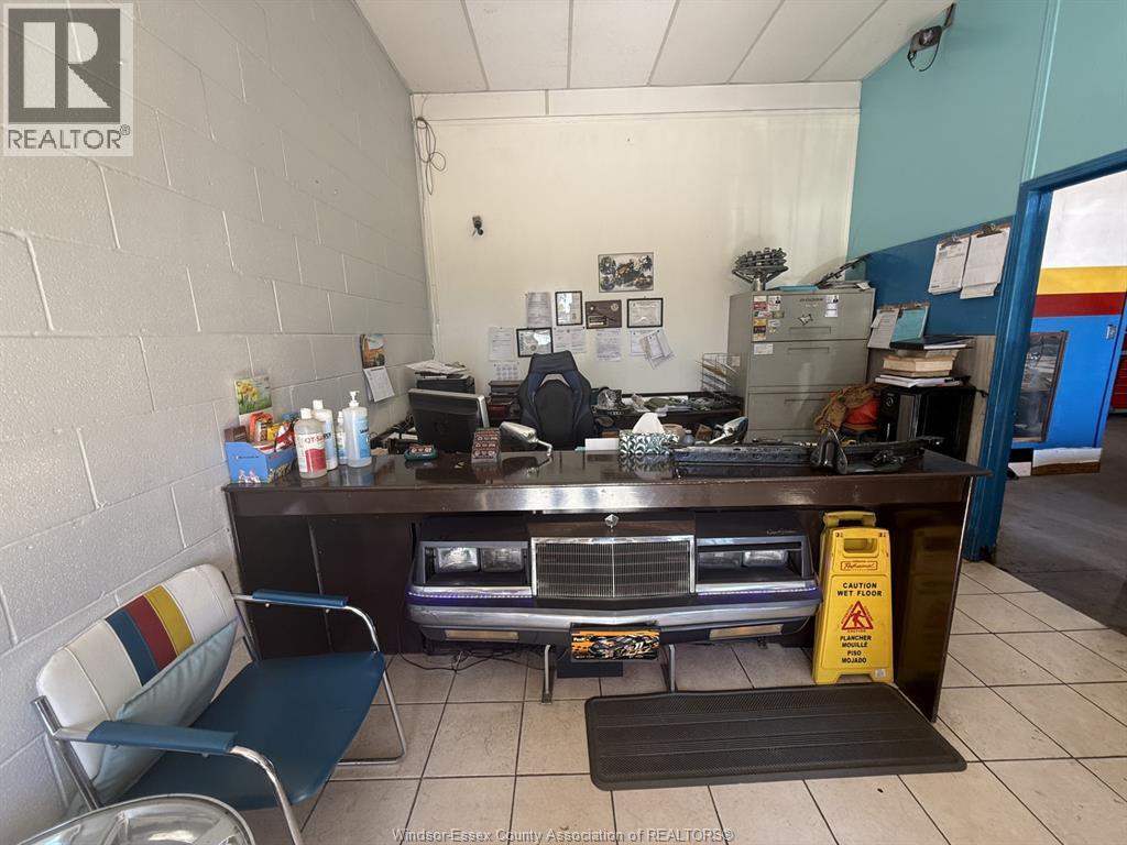 Additional image 4 of 3414 Wyandotte Street East, Windsor, ON, N8Y1G1