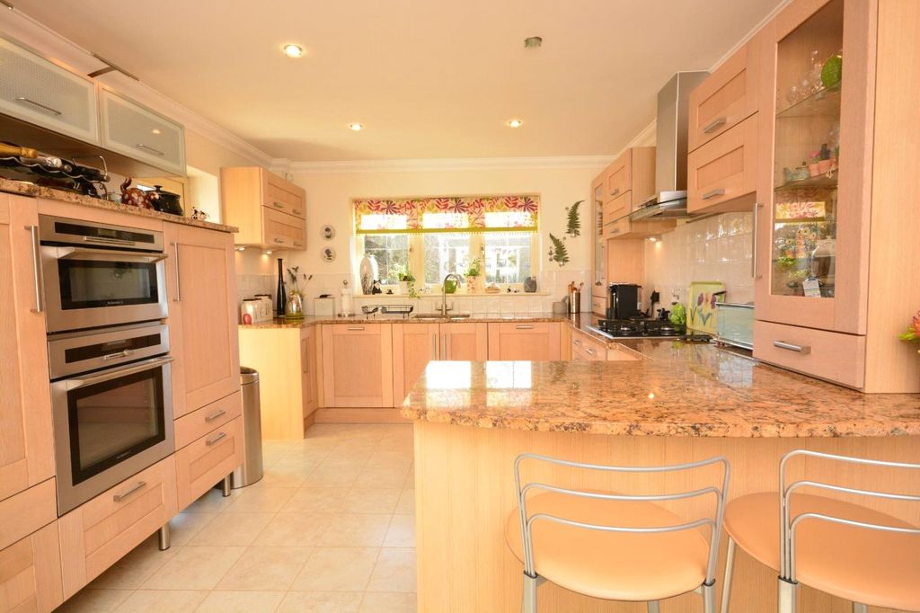 Additional image 3 of 4 bed country house for saleCrampmoor Lane, Crampmoor, Romsey, Hampshire SO51