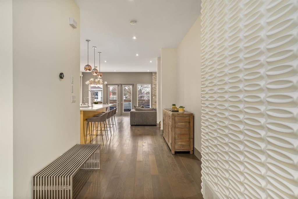 Additional image 3 of 1826 37 Avenue SW, Calgary, AB, T3E 3A3