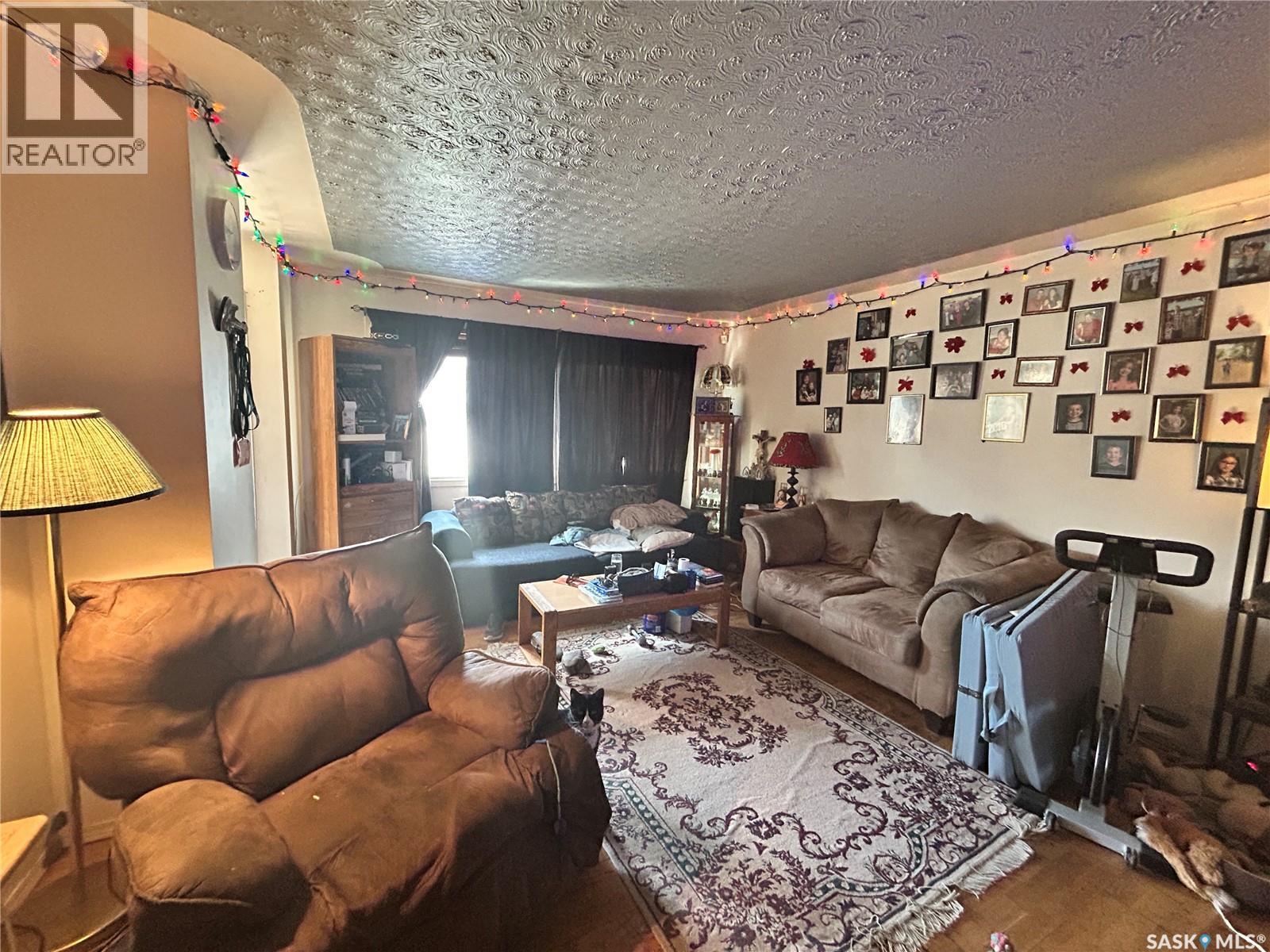 Additional image 3 of 514 W Avenue S, Saskatoon, SK, S7M3G8