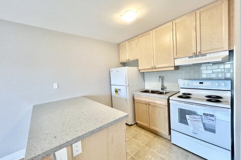 Additional image 7 of 10-80 Twenty Fifth Street, Toronto, ON, M8V 3P9