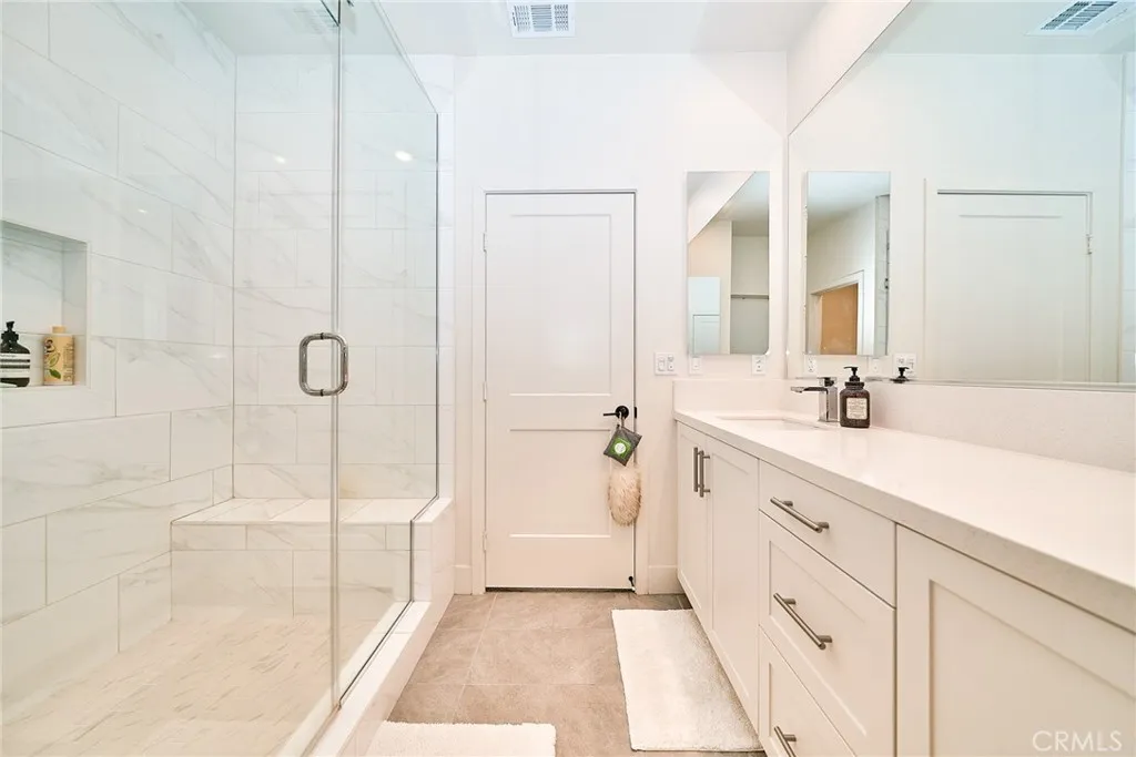 Additional image 89 of 16330 Moonstone Cir, Tustin, CA 92782