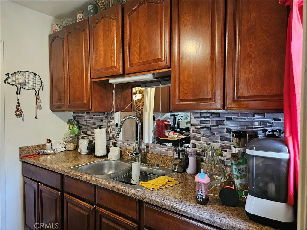 Additional image 24 of 537 E 3rd St, Rialto, CA 92376