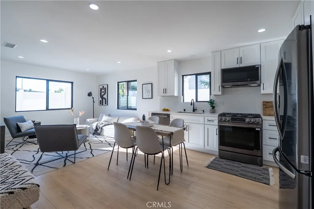 Additional image 21 of 1719 Landis St, Burbank, CA 91504