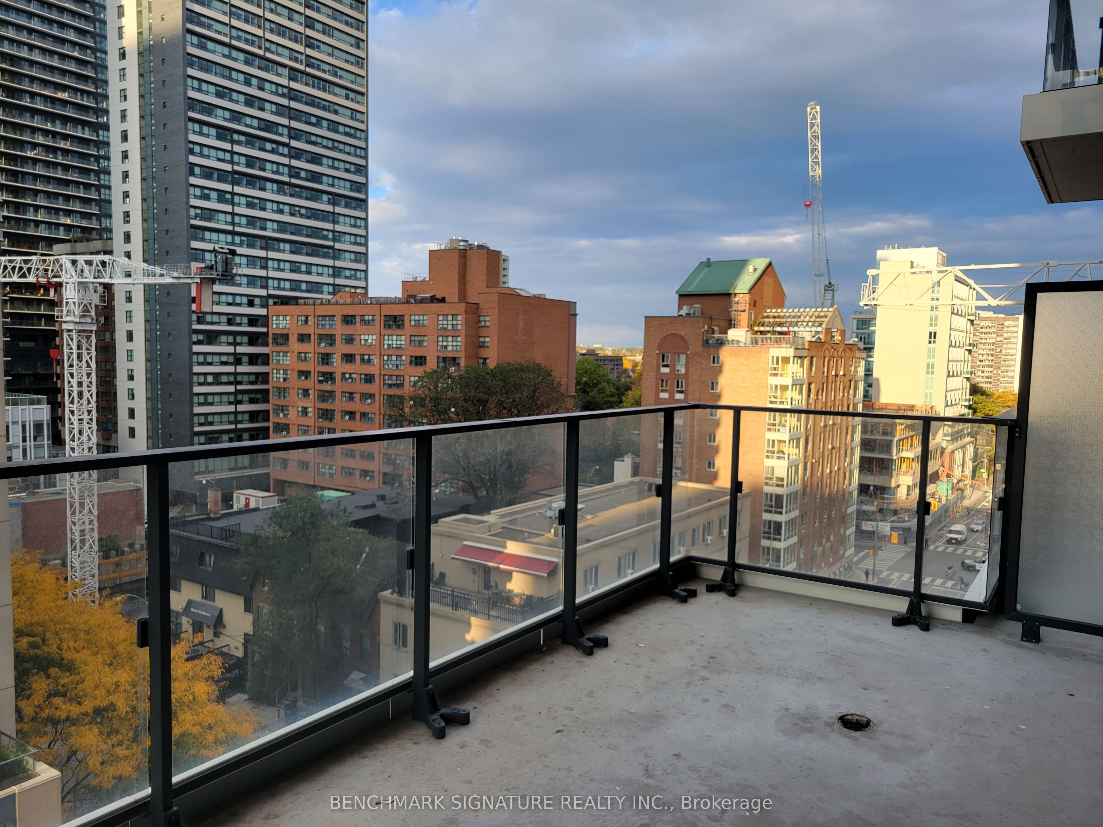 911-77 Shuter Street, Toronto, ON, M5B 0B8