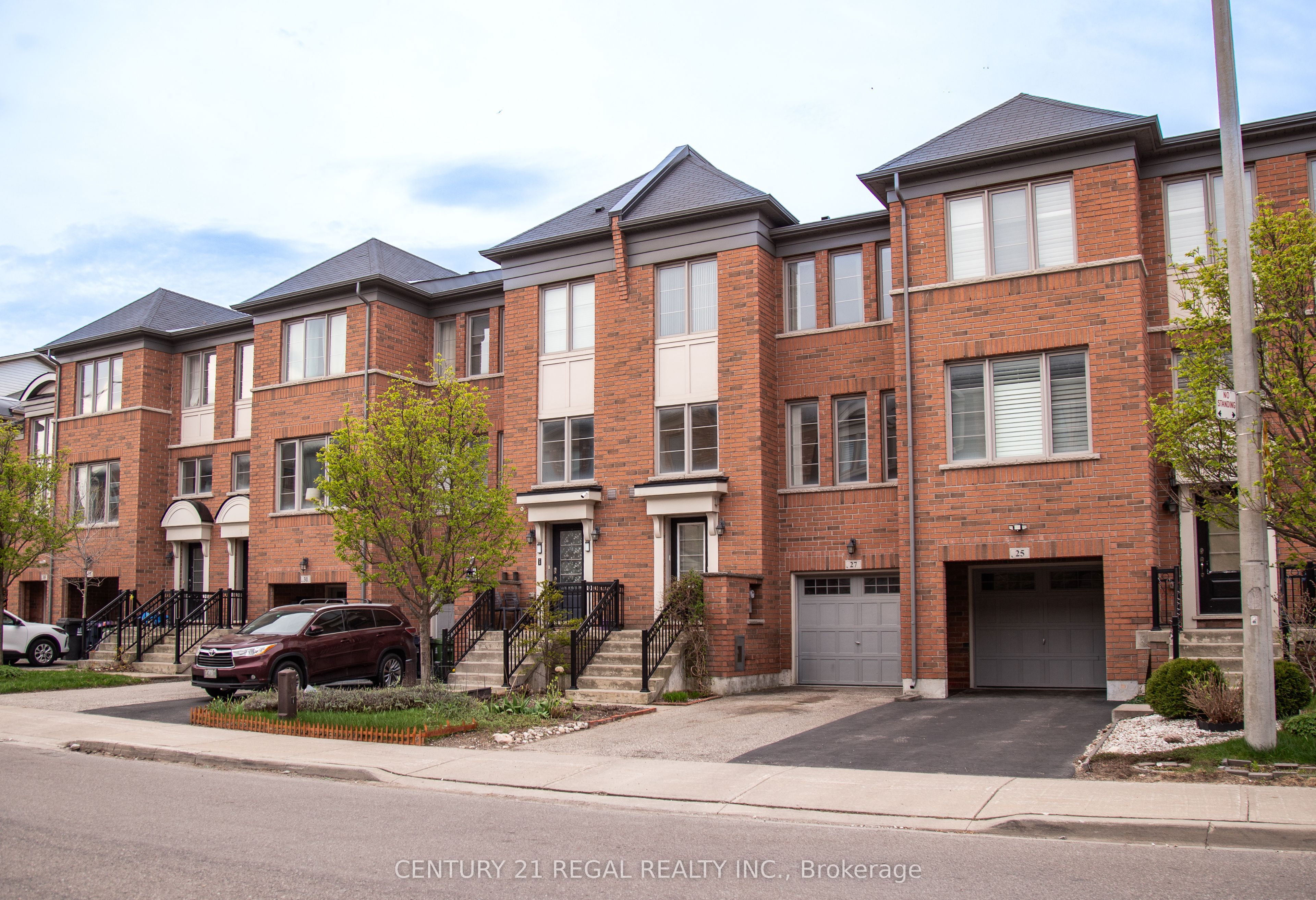 Additional image 3 of 27 Belanger Crescent S, Toronto, ON, M1L 0H3