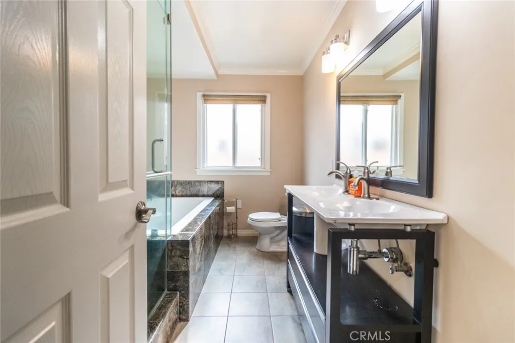Additional image 34 of 870 N Alexandria Avenue, Los Angeles, CA 90029