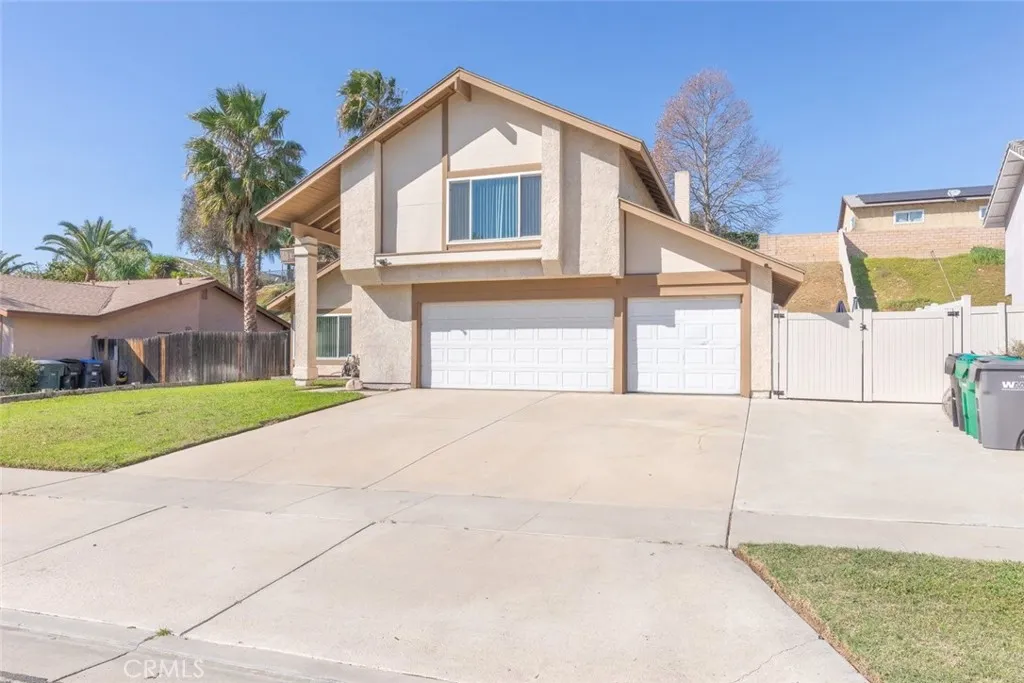 Additional image 3 of 974 Nottingham Dr, Corona, CA 92880