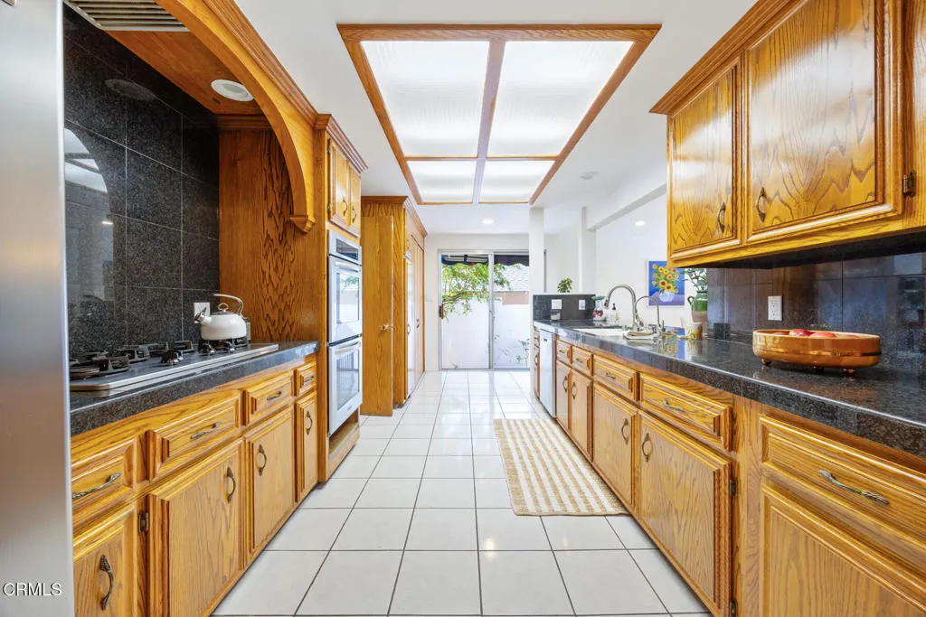 Additional image 15 of 4906 Vicwood Avenue, La Crescenta, CA 91214