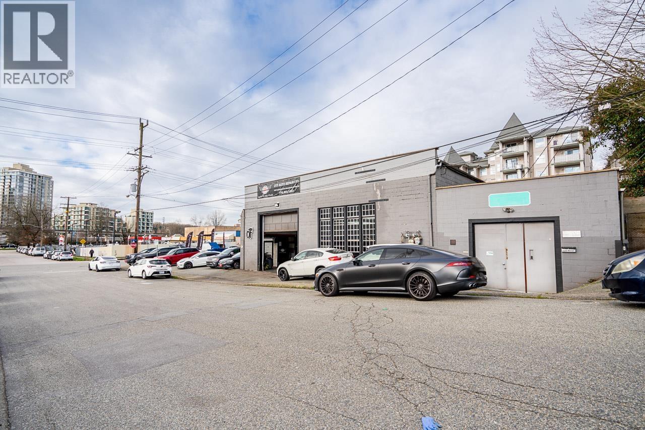 Additional image 2 of 1037 Auckland Street, New Westminster, BC, V3M4C7