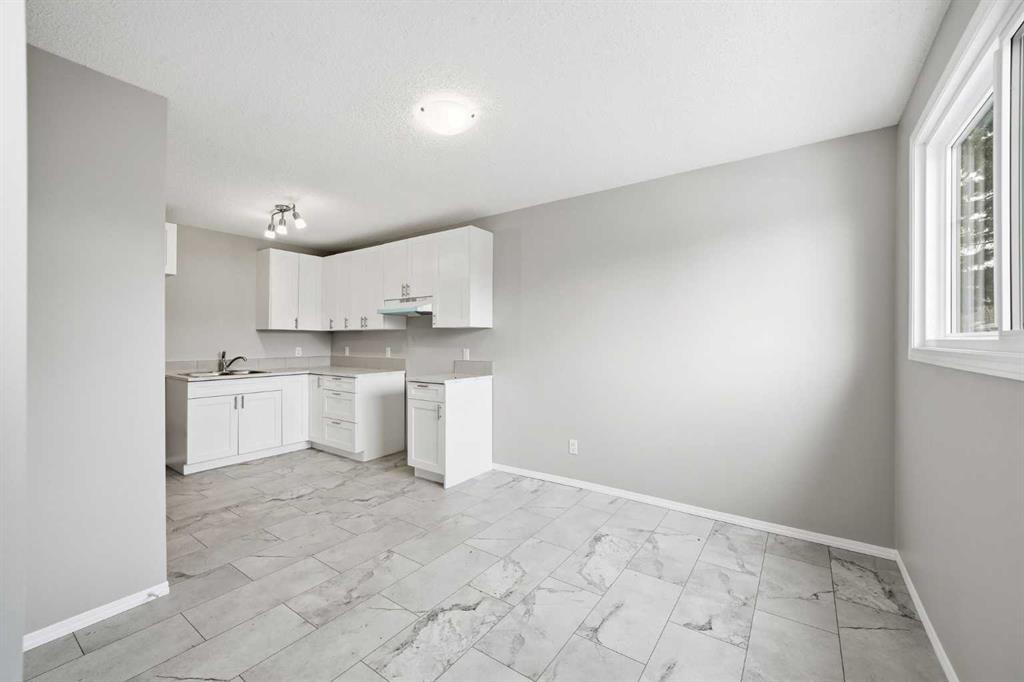 Additional image 4 of 92-203 Lynnview Road SE, Calgary, AB, T2C 2C6