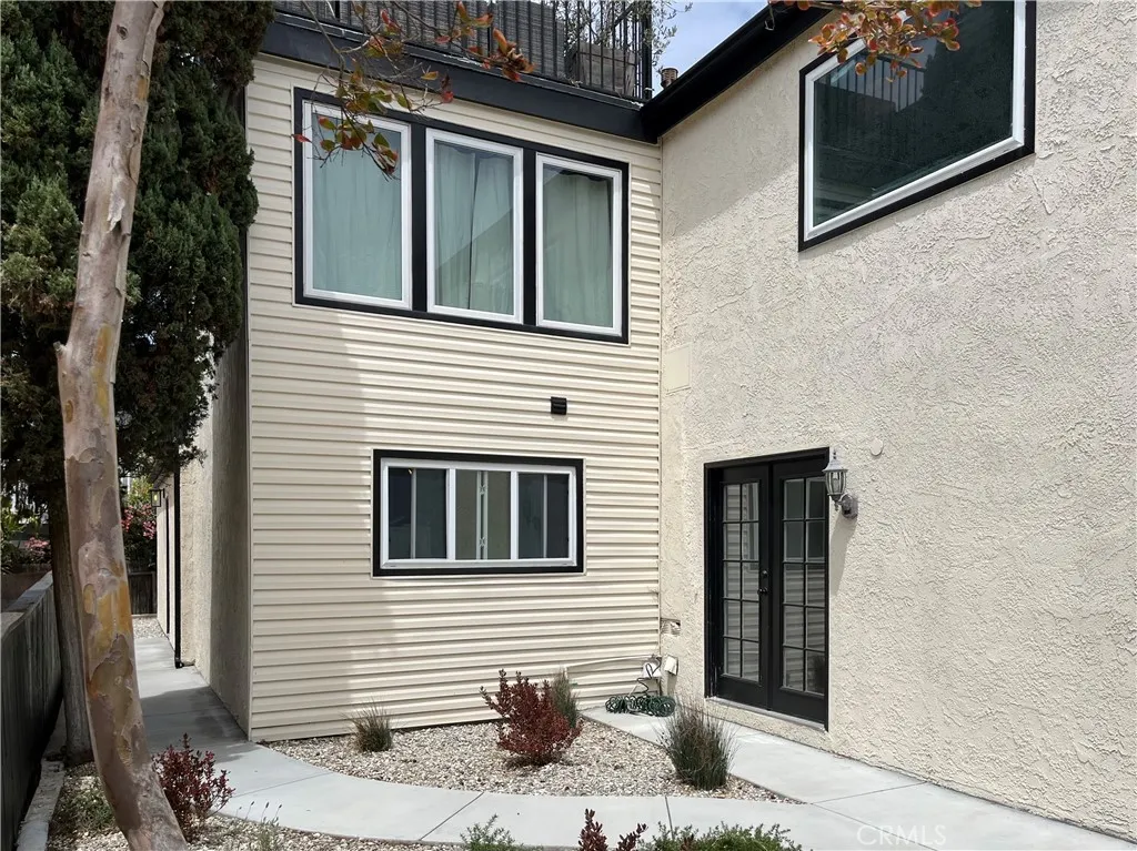 959 2nd St, Hermosa Beach, CA 90254 photo 3