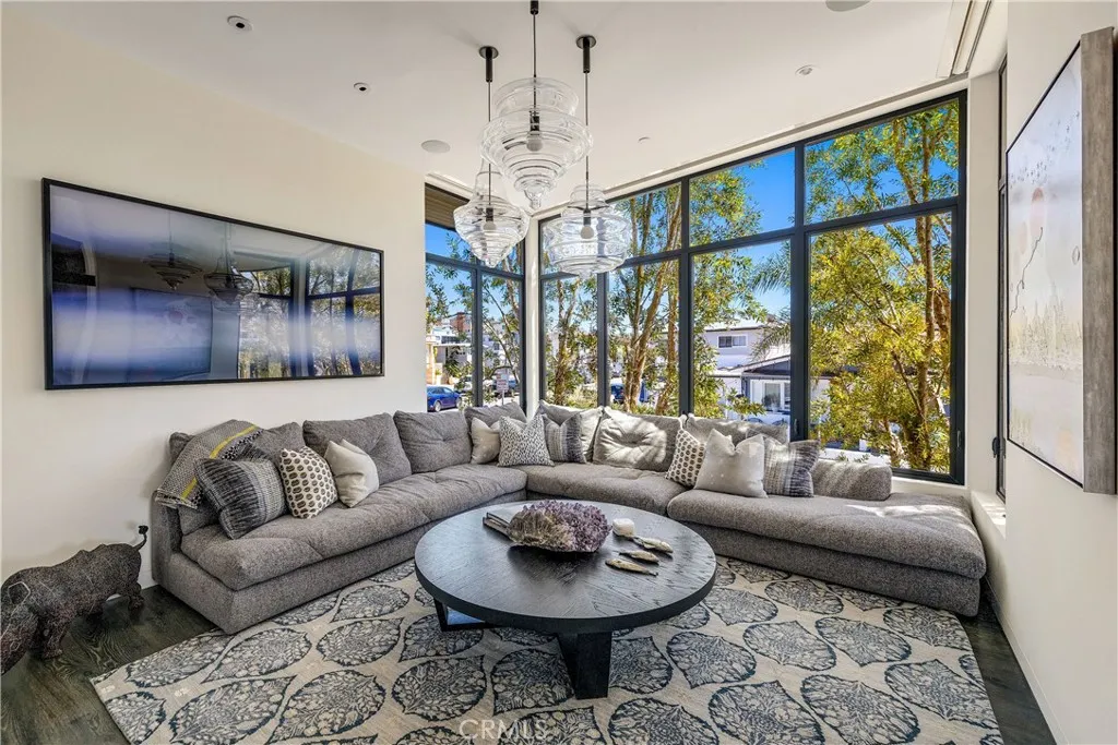Additional image 93 of 41 21st St, Hermosa Beach, CA 90254