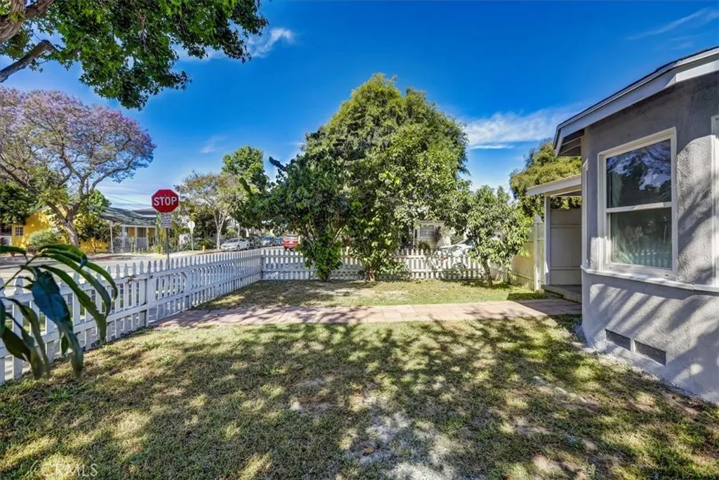 Additional image 5 of 301 E Forhan Street, Long Beach, CA 90805