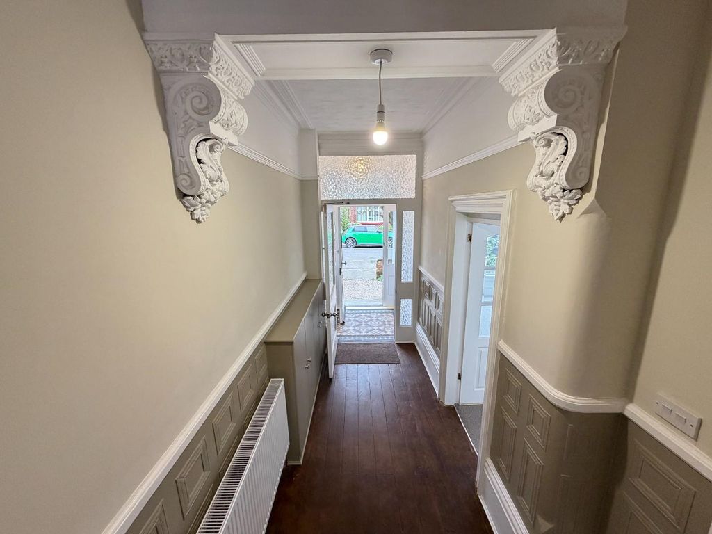 Additional image 5 of 5 bed semi-detached house for saleHutton Avenue, Hartlepool TS26