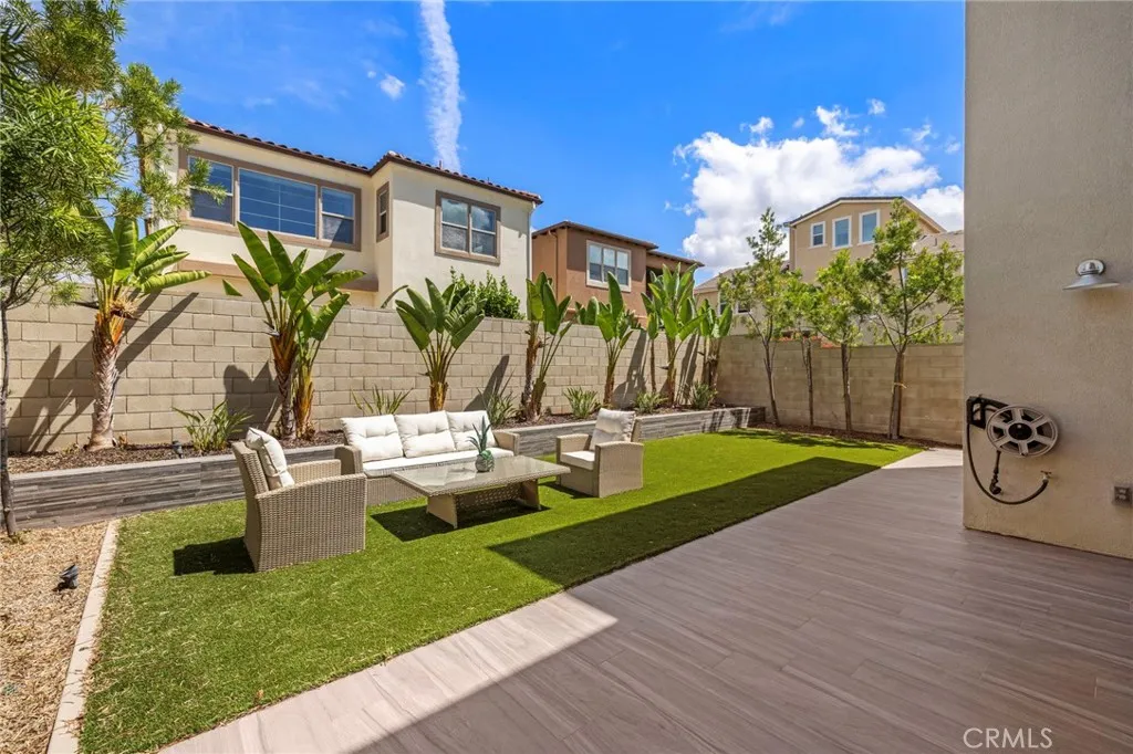 Additional image 93 of 53 Lunar, Irvine, CA 92618