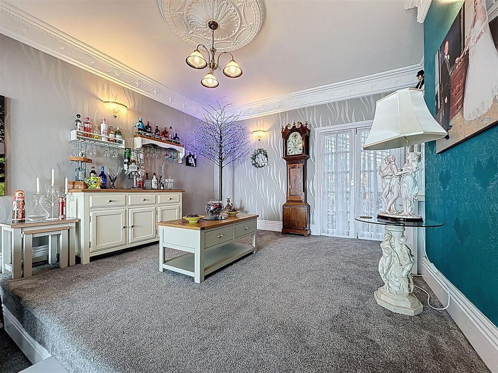 Additional image 7 of 6 bed terraced house for saleEastgate, Hornsea HU18