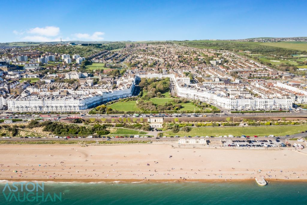 Additional image 33 of 3 bed flat for saleChichester Terrace, Brighton, East Sussex BN2