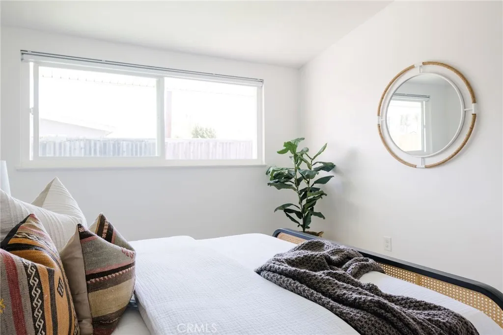 Additional image 25 of 2566 Oxford Ln, Costa Mesa, CA 92626