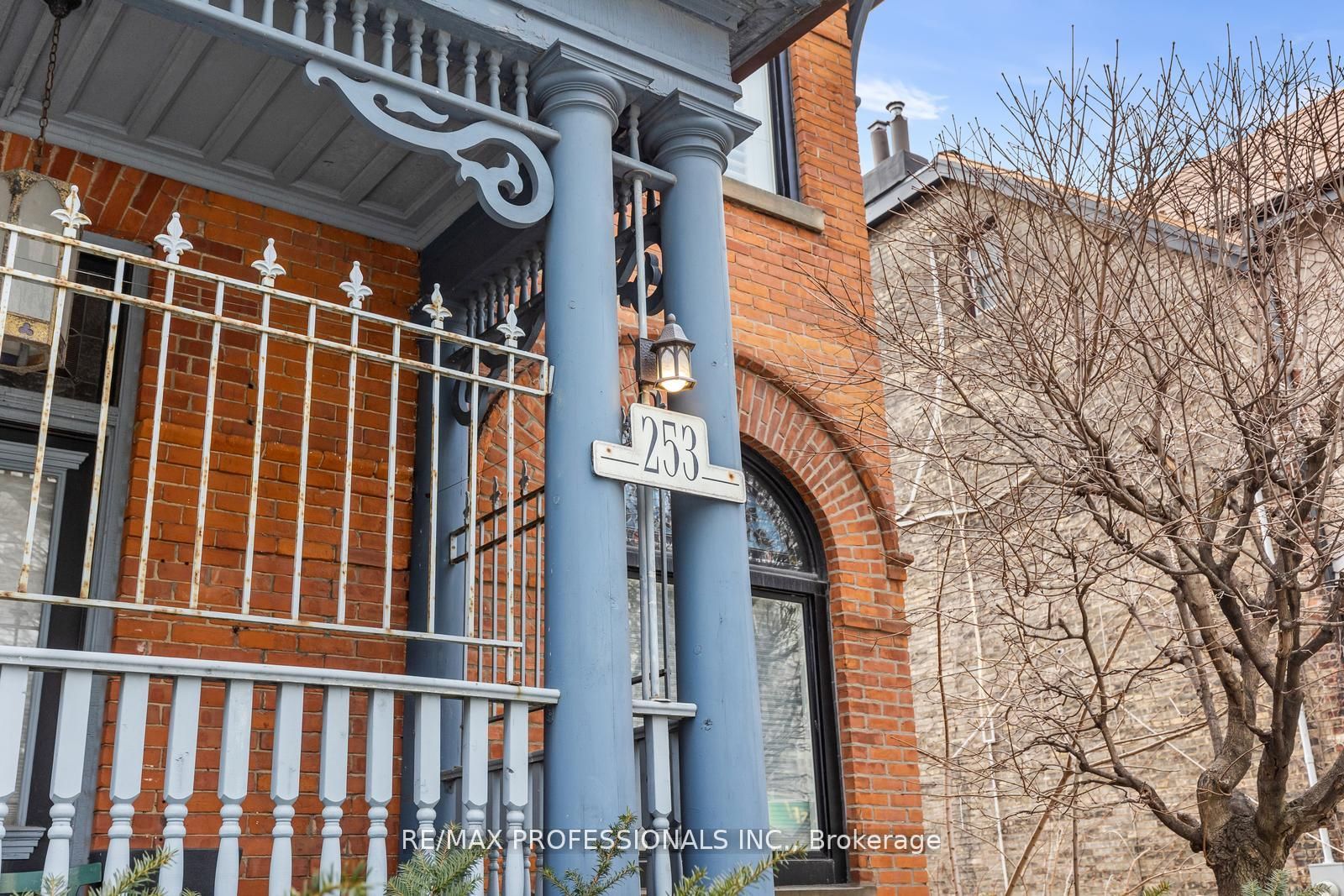 Additional image 2 of C-253 Wellesley Street E, Toronto, ON, M4X 1G8