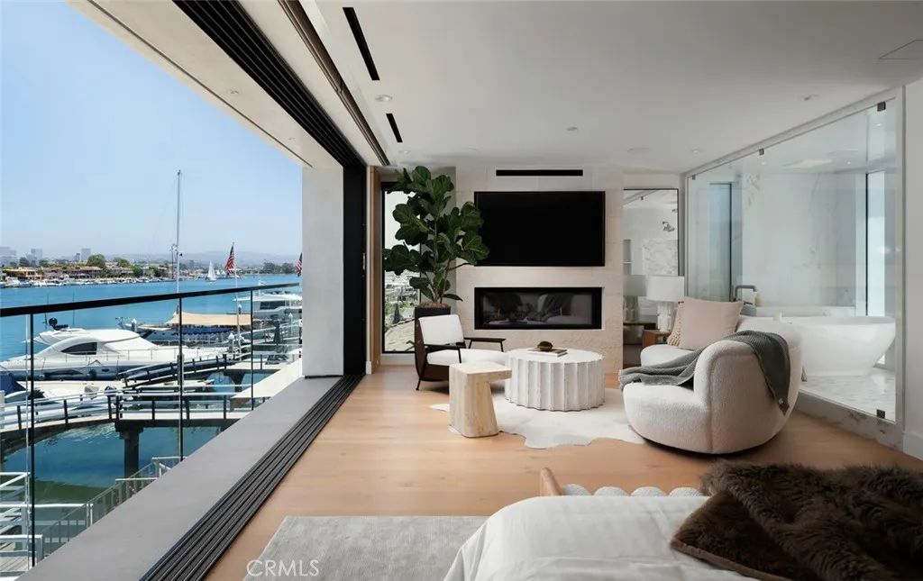 Additional image 9 of 642 Via Lido Nord, Newport Beach, CA 92663