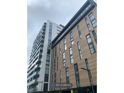 Castlebank Place, Glasgow G11